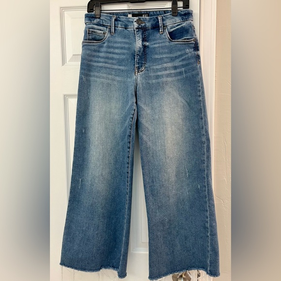 Kut from the Kloth Distressed Blue Flare Jeans - Picture 1 of 2